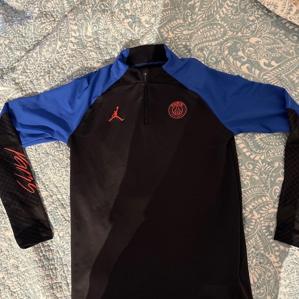 Nike PSG training 1/4 zip- excellent condition